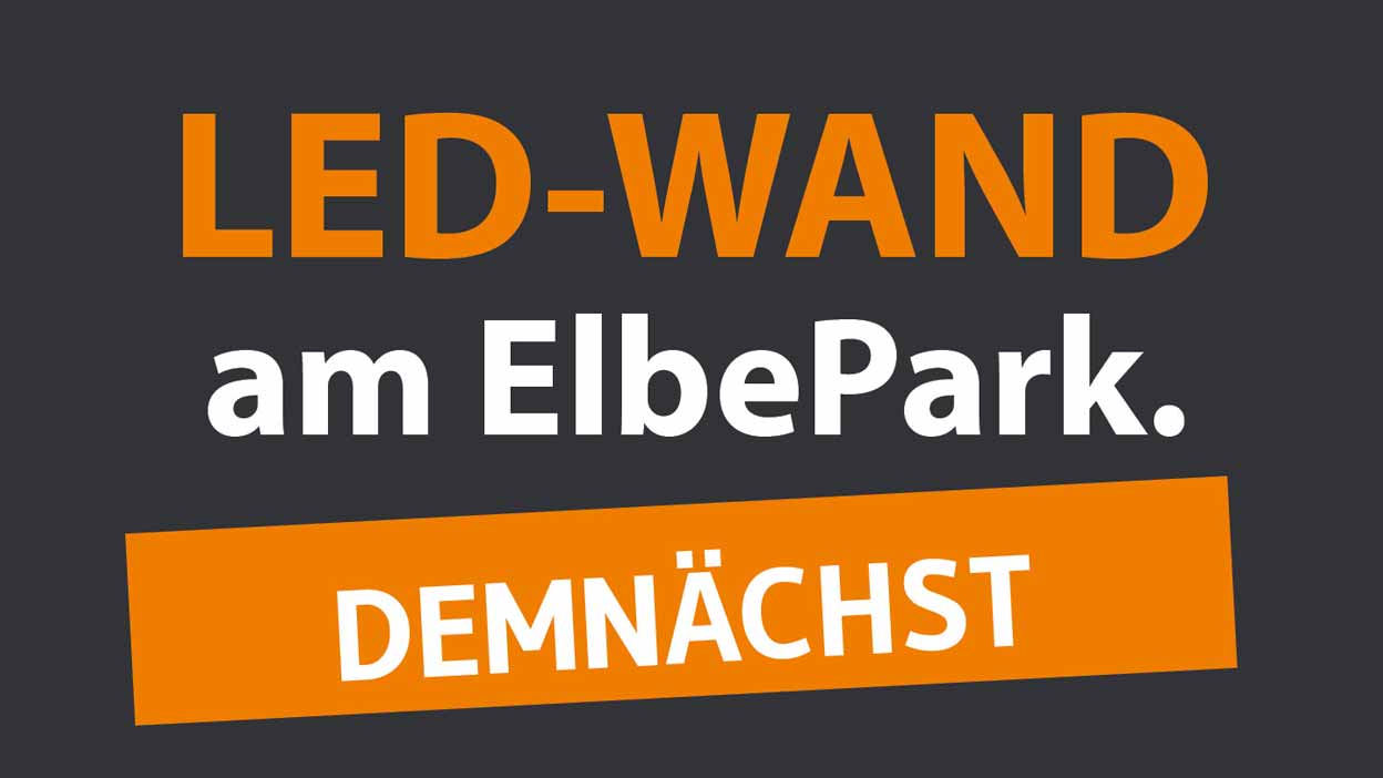 LED-Wand am Elbepark bei Magdeburg